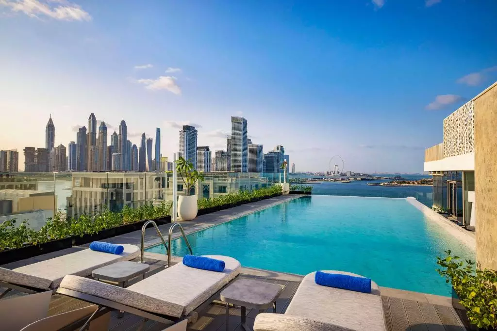 استخر TUMBI WEST PALM BEACH DUBAI pool